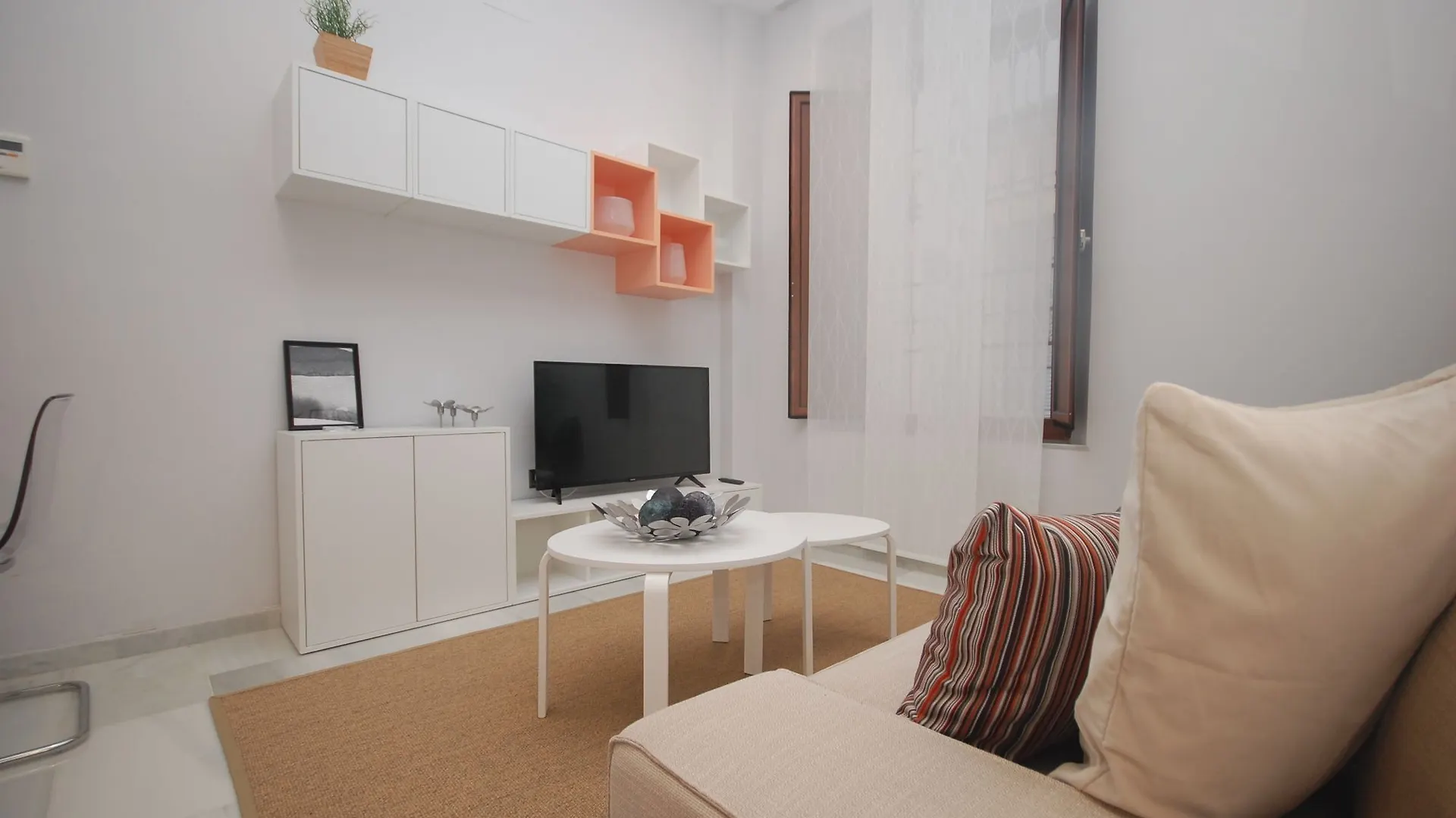 Holi Rent Apartamento Mendoza Seville Apartment