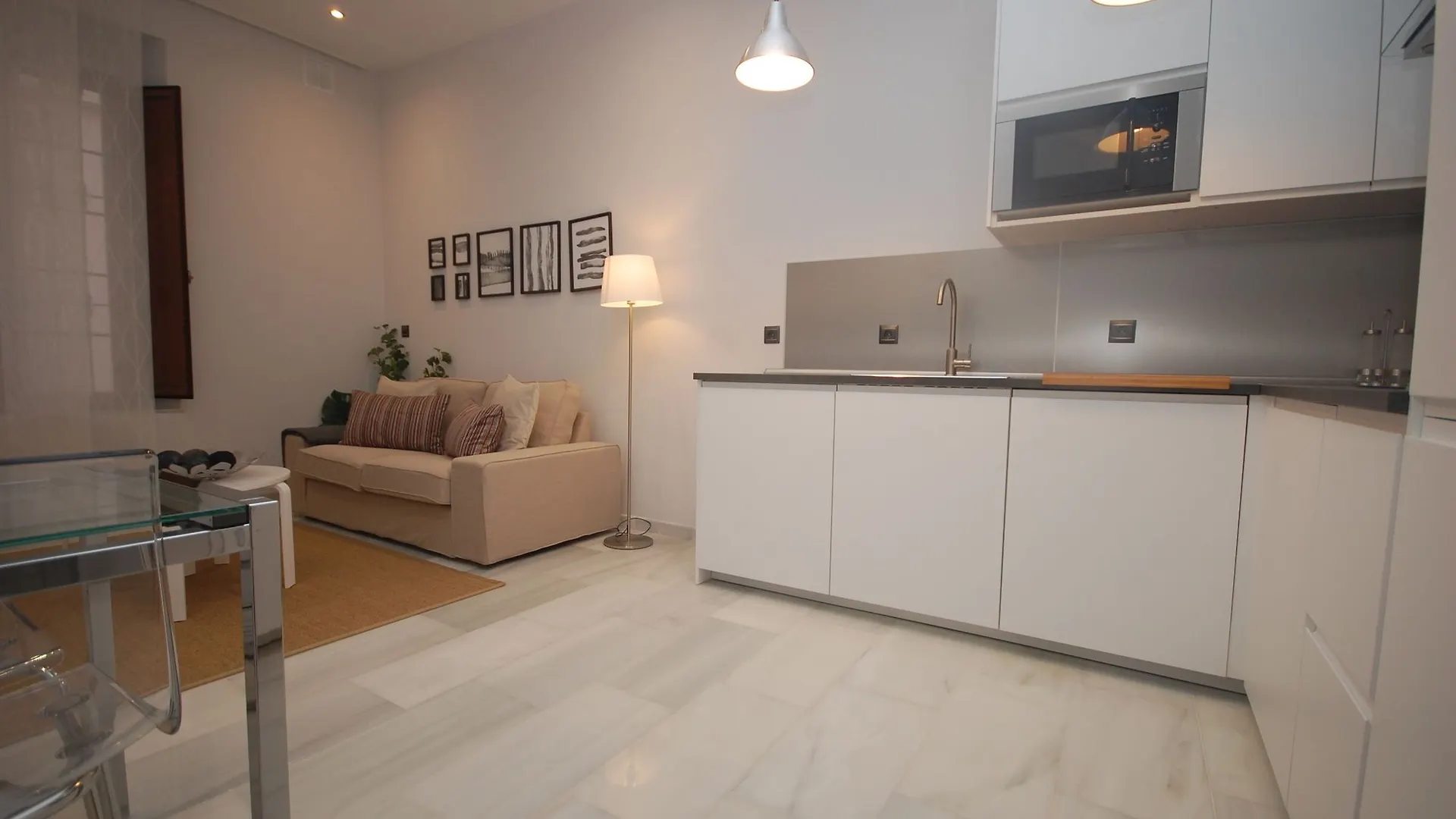 Holi Rent Apartamento Mendoza Seville 0*,
