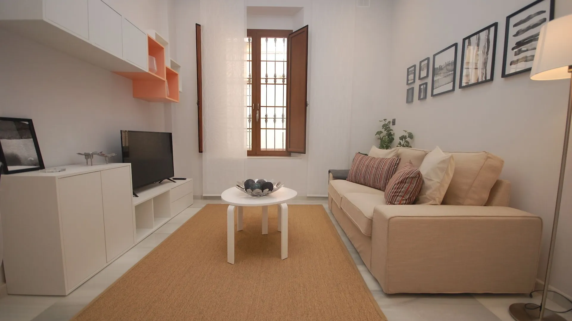 Apartment Holi Rent Apartamento Mendoza Seville