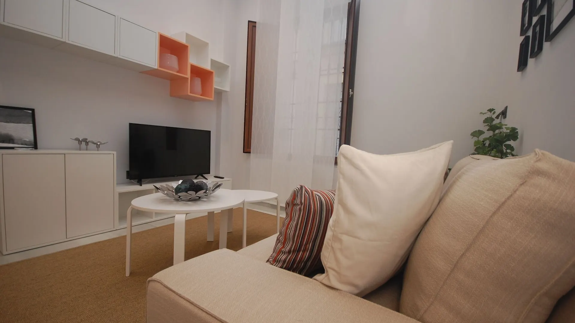 Apartment Holi Rent Apartamento Mendoza Seville
