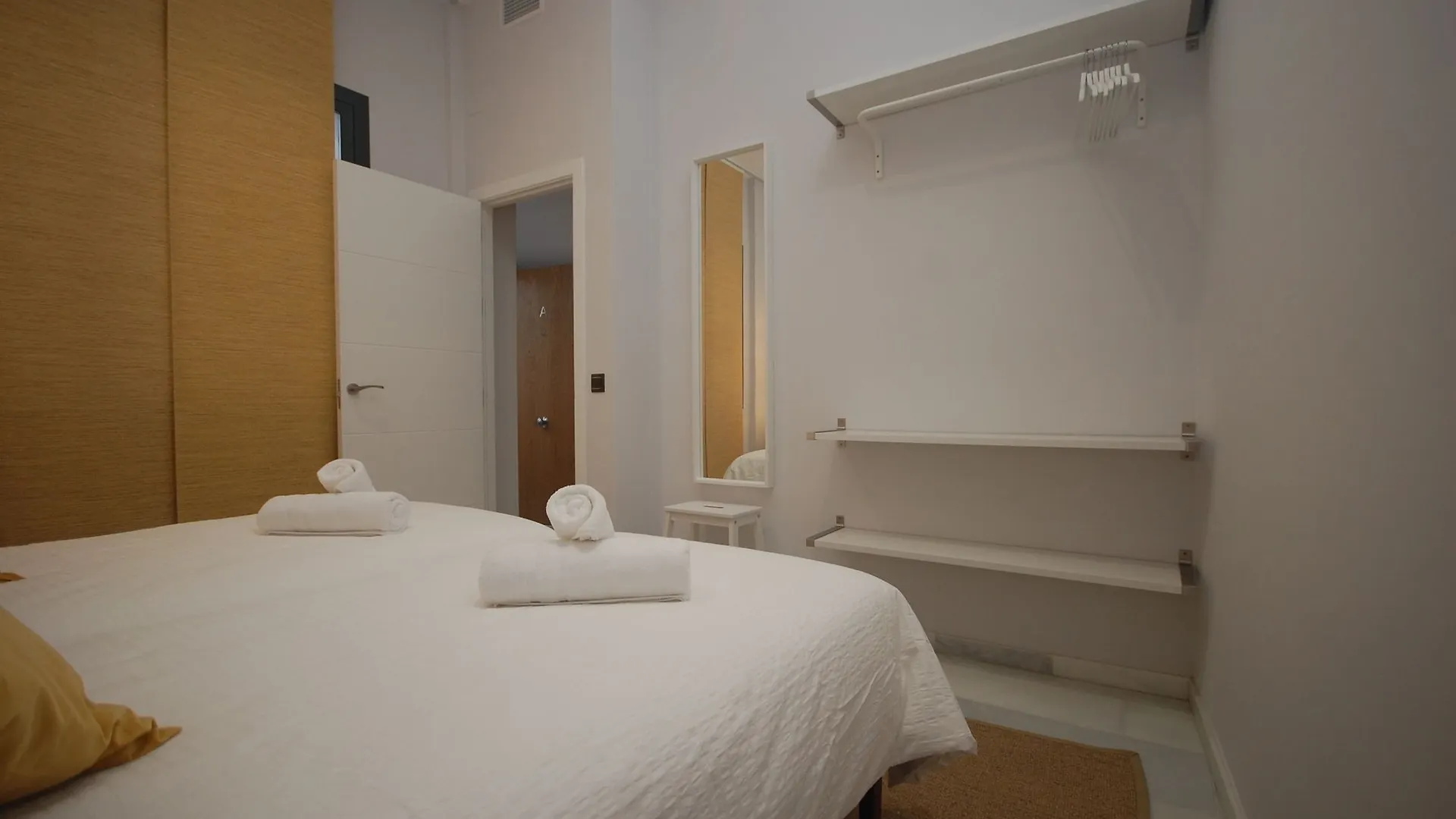 Holi Rent Apartamento Mendoza Seville Spain