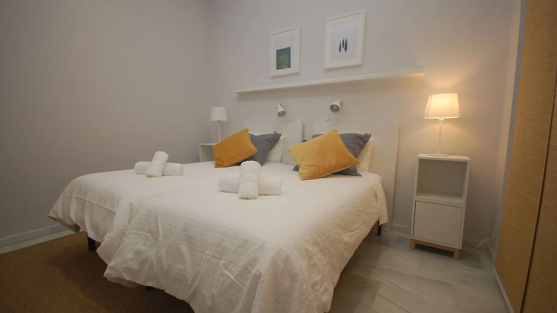 Holi Rent Apartamento Mendoza Seville Spain